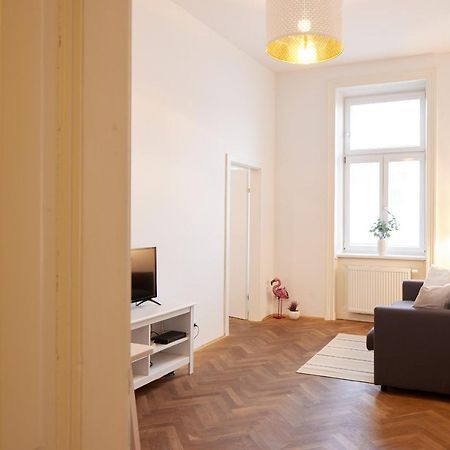 Self-Check-In & Perfect Metro Connection I Apartment Viena Exterior foto